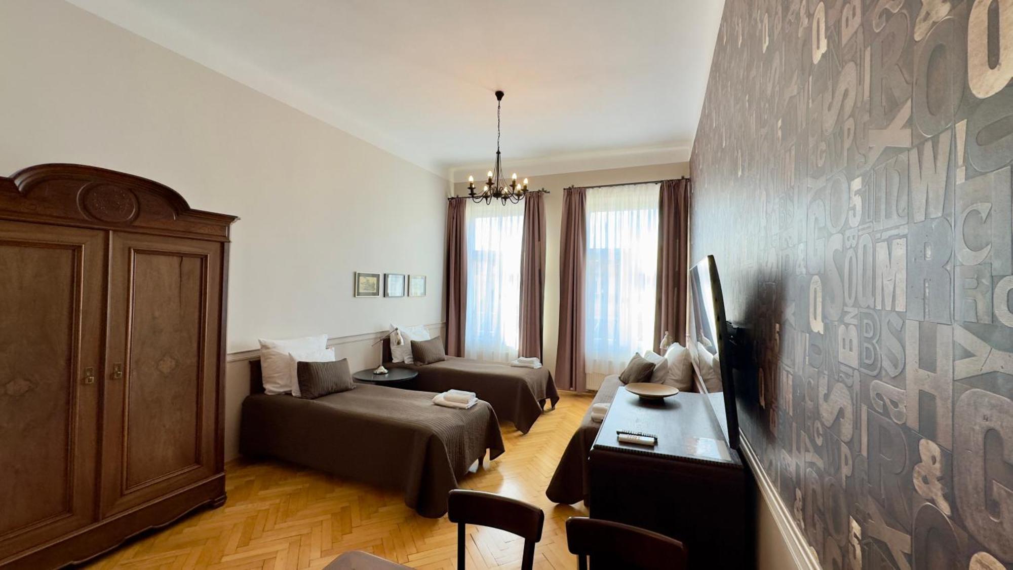Scharffenberg Apartments Main Square Krakow Bagian luar foto